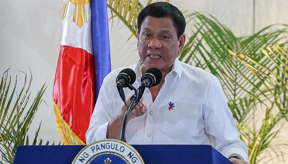 Duterte llama "hijos de..." a los obispos de Filipinas