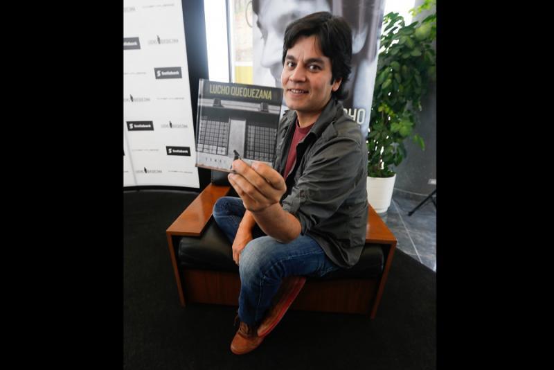 Lucho Quequezana alcanza Disco de Oro con 'Combi'