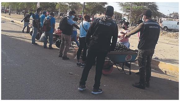 El jefe de Fiscalización de Veintiséis de Octubre informó que están siendo “invadidos” por ambulantes de Piura que son muy agresivos.