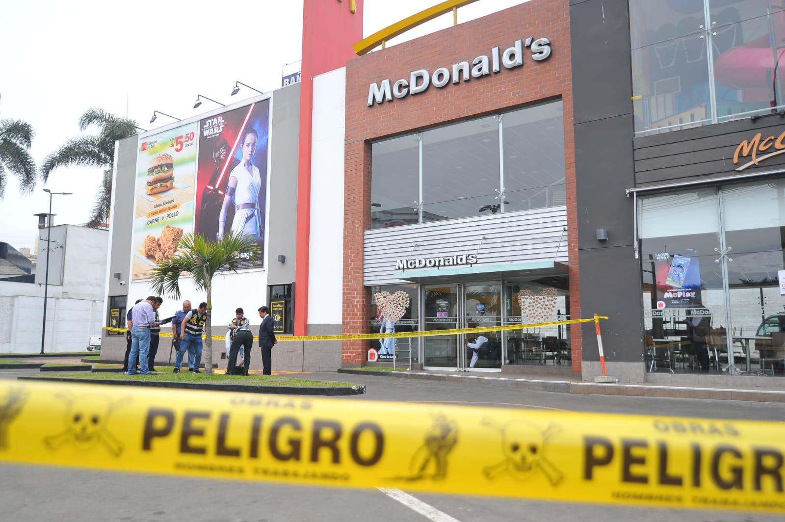 El Ministerio Público dispuso la investigación de la reciente tragedia en el local de comida rápida. (Foto: Diana Marcelo)