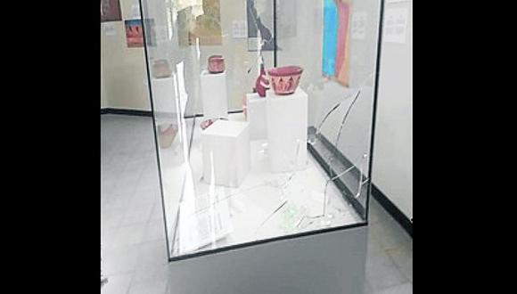 Roban 3 réplicas de cerámicas Paracas y Nasca en museo