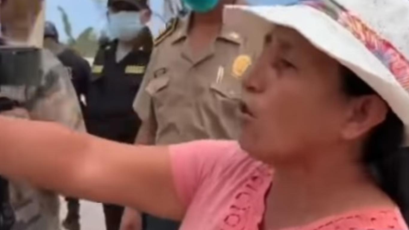 Mujer pidió que detengan a su hijo por desobedecer estado de emergencia (Foto: captura video Latina)