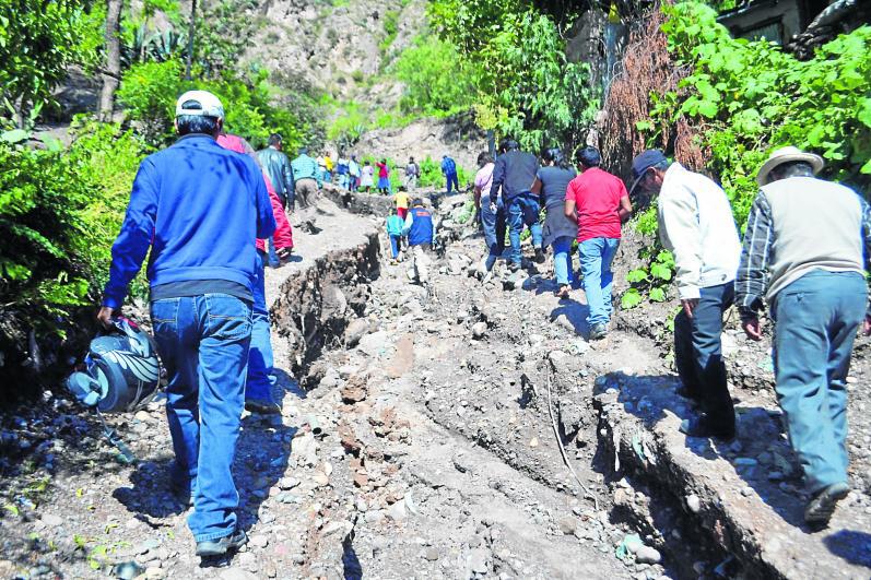 Lluvia deja varias familias afectadas