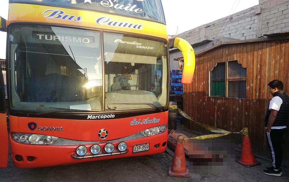 Co propietario de empresa de transportes muere aplastado cuando hacía mantenimiento a bus
