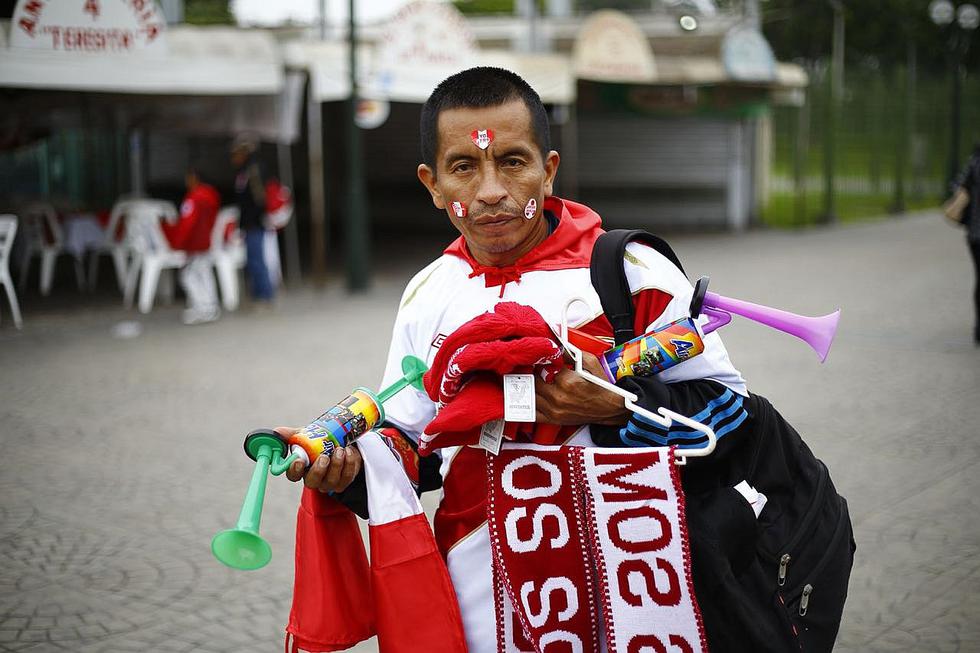 Hinchas remecieron el Nacional cantando el Himno con la Selección (VIDEO y GALERÍA) 