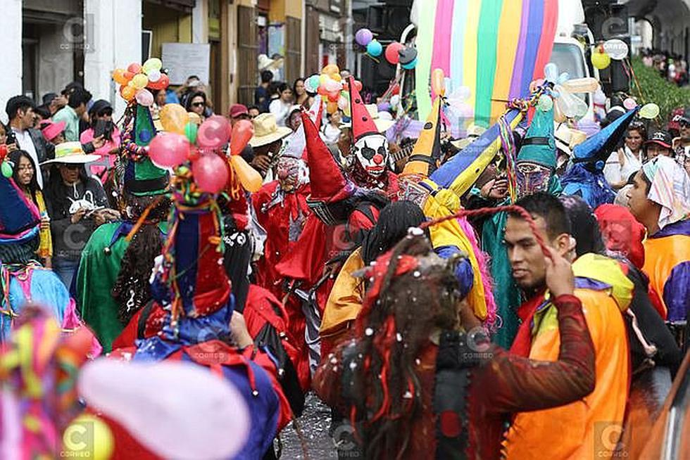 Arequipeños disfrutaron del colorido Corso de Flores (FOTOS)
