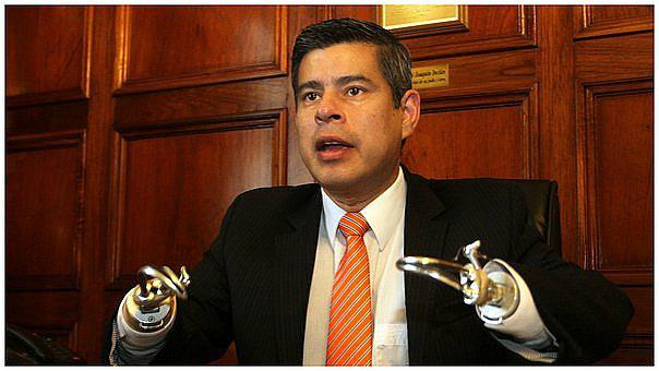 ​Mesa Directiva: Diversos puntos de vista sobre candidatura de Luis Galarreta