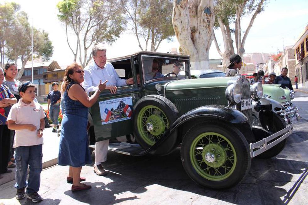 Autos de colección recorrieron Moquegua