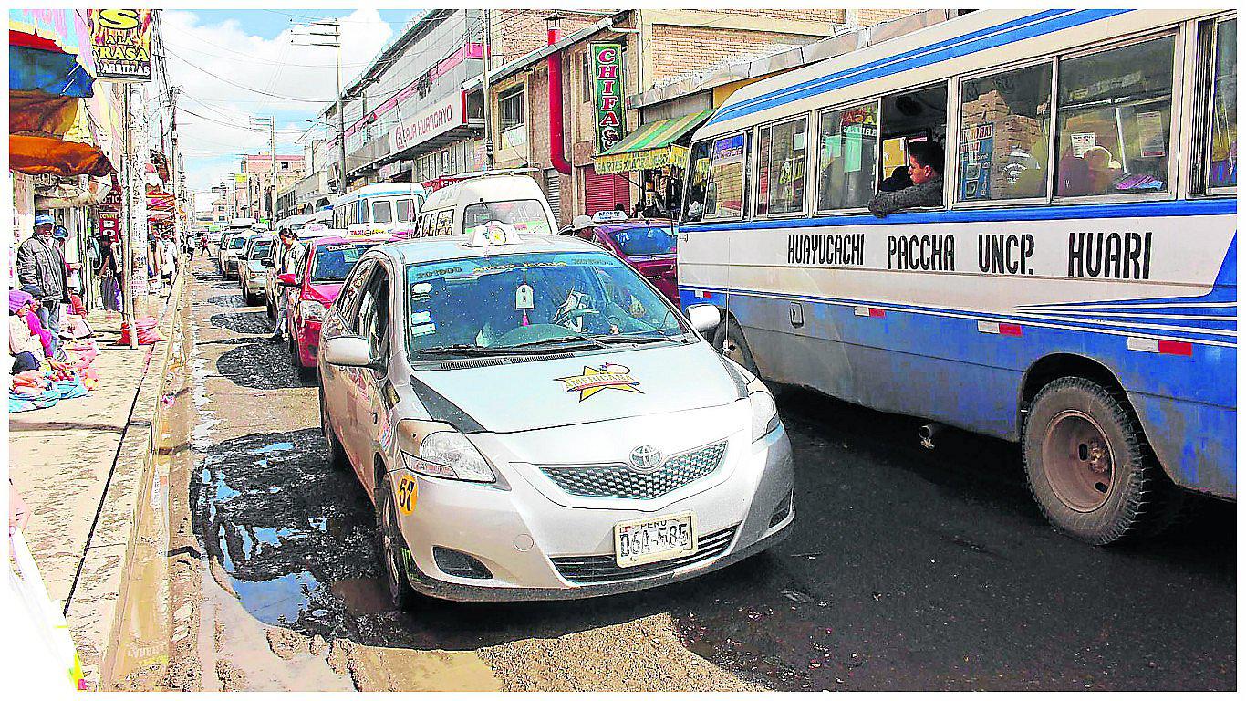 ​Jirones Huancas y Junín vuelven a ser vías de un solo sentido 