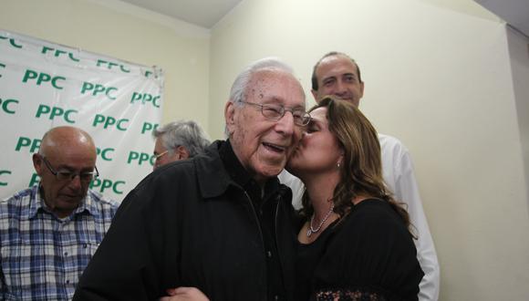 Luis Bedoya Reyes falleció el último jueves a los 102 años de edad. (Foto: Consuelo Vargas / photo.gec)