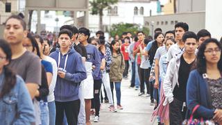 Fundación otorgará 900 becas a jóvenes para estudiar y postular a un empleo