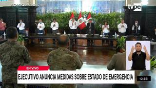Coronavirus: Vizcarra agradece con aplausos a policías, militares y personal de salud (VIDEO)