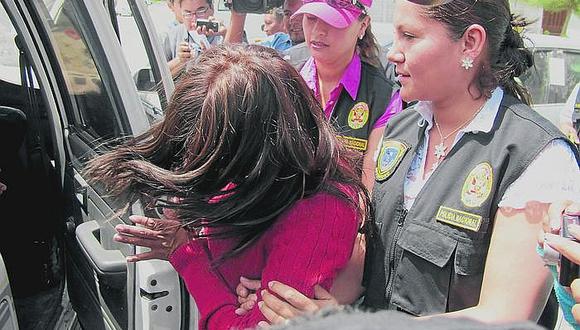 Mujer fue detenida para ser investigada por tocamientos indebidos