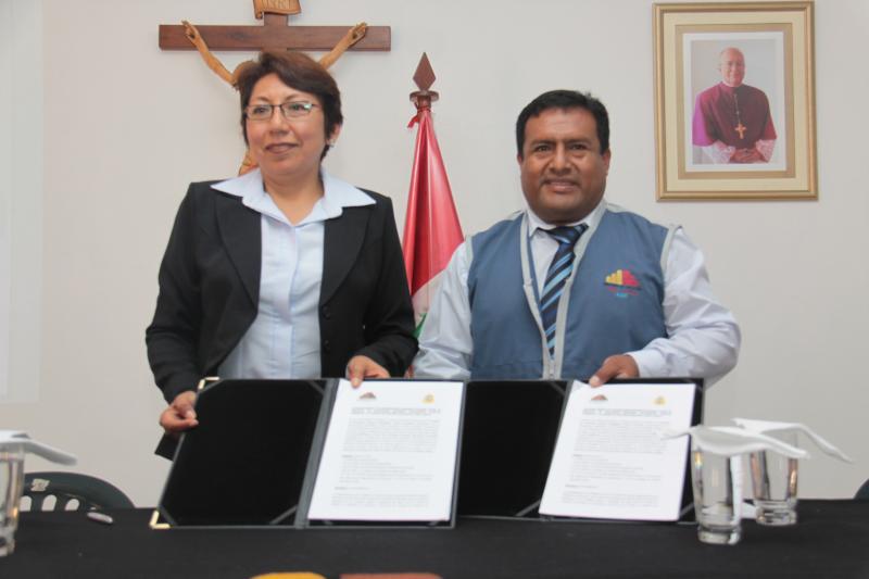 Instituto Superior Pedagógico de Chimbote gana premio Unesco