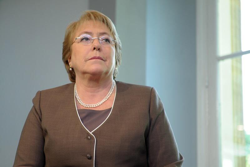 Michelle Bachelet dice que finaliza el "peor" de sus 6 años al mando en Chile 