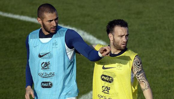 Karim Benzema y Mathieu Valbuena estuvieron enfrentados durante varios años. (Foto: AFP)