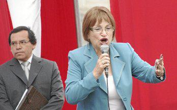 "No deben crear más programas sociales"