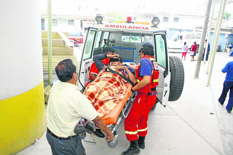 Turistas se salvan de la muerte
