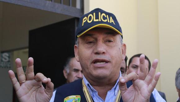 Daniel Urresti anuncia cambios para la policía de Iquitos