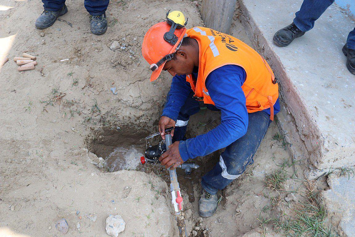 Cortan suministro de agua a 70 familias por deuda conjunta de más de 11 mil soles