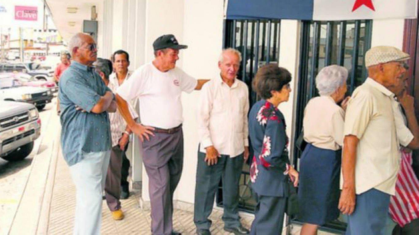 Panamá quiere usar dinero de corruptos para pagar deuda a pensionistas