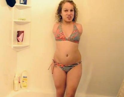Video: Chica sin brazos inspira en Youtube
