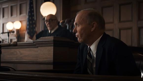 Michael Keaton interpreta al ex fiscal general de Estados Unidos Ramsey Clark en la cinta de Netflix. (Foto: Captura YouTube)