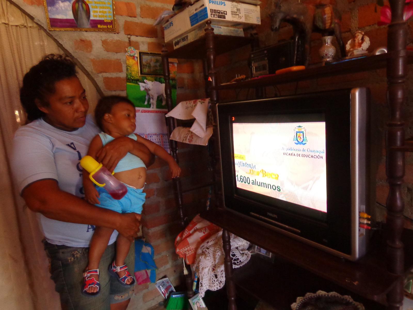 Tumbes: ​La población de frontera peruana vive influenciada por canales del Ecuador